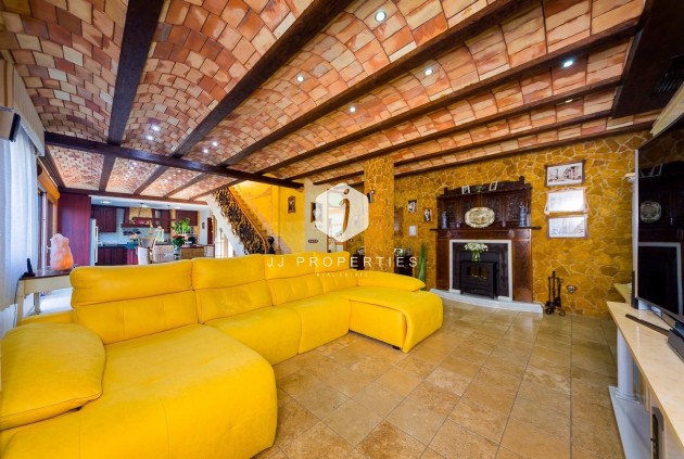 Resale - Country Property -
Almoradí - Inland