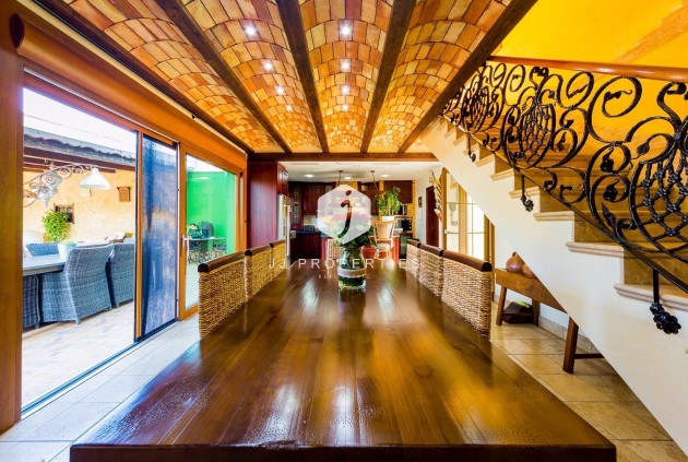 Resale - Country Property -
Almoradí - Inland