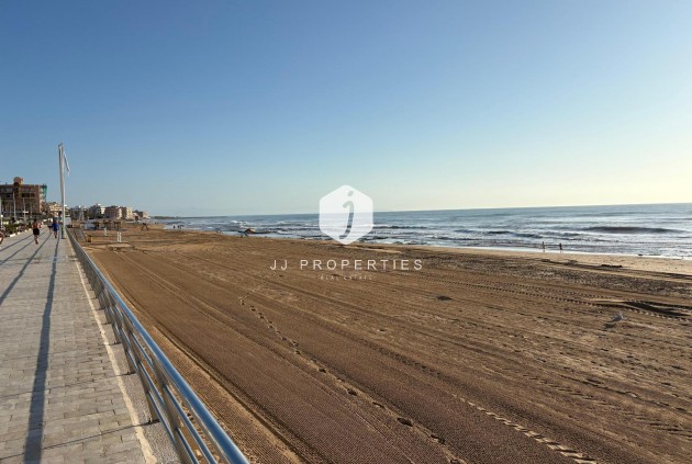 Tweedehands - Appartement / flat -
Torrevieja - Costa Blanca