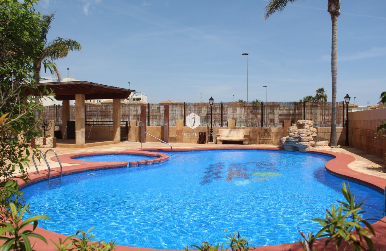 Resale - Villa -
Orihuela Costa - Costa Blanca