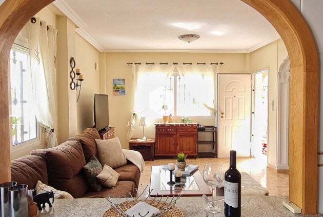 Resale - Villa -
Orihuela Costa - Costa Blanca