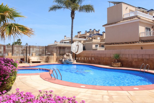 Resale - Villa -
Orihuela Costa - Costa Blanca
