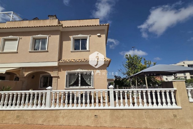 Resale - Villa -
Orihuela Costa - Costa Blanca