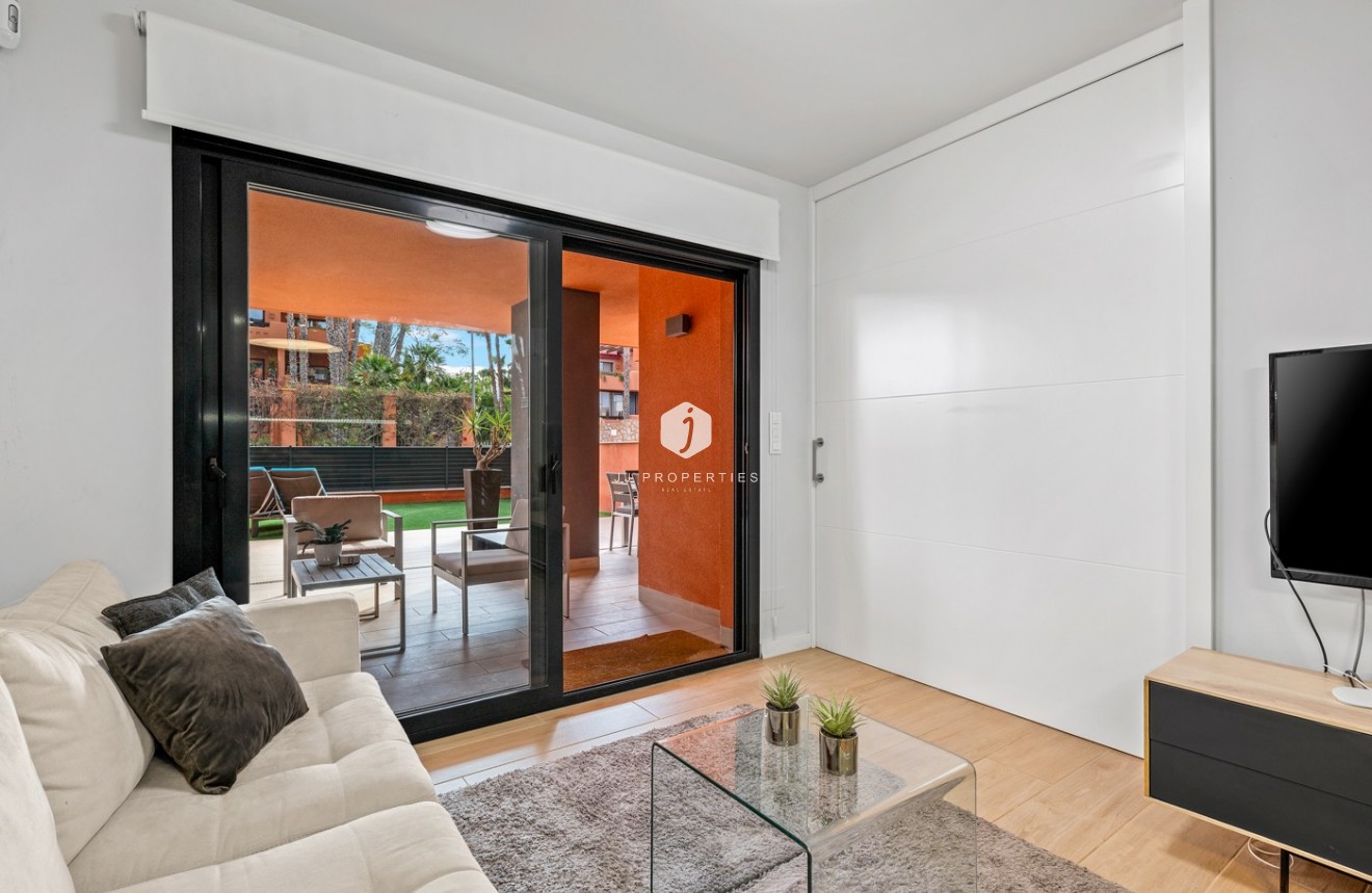 Aus zweiter Hand - Wohnung -
Orihuela Costa - Costa Blanca