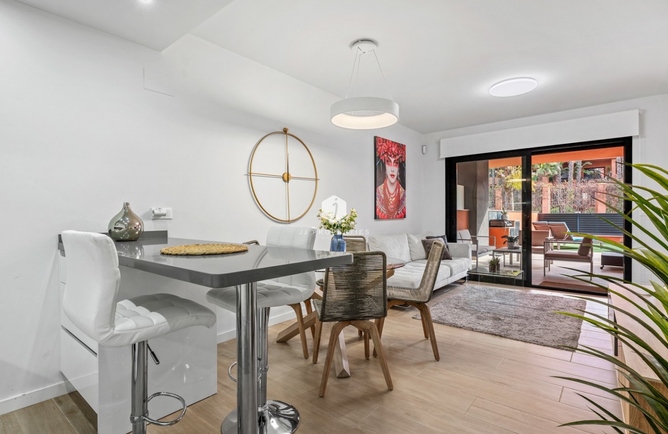 Aus zweiter Hand - Wohnung -
Orihuela Costa - Costa Blanca