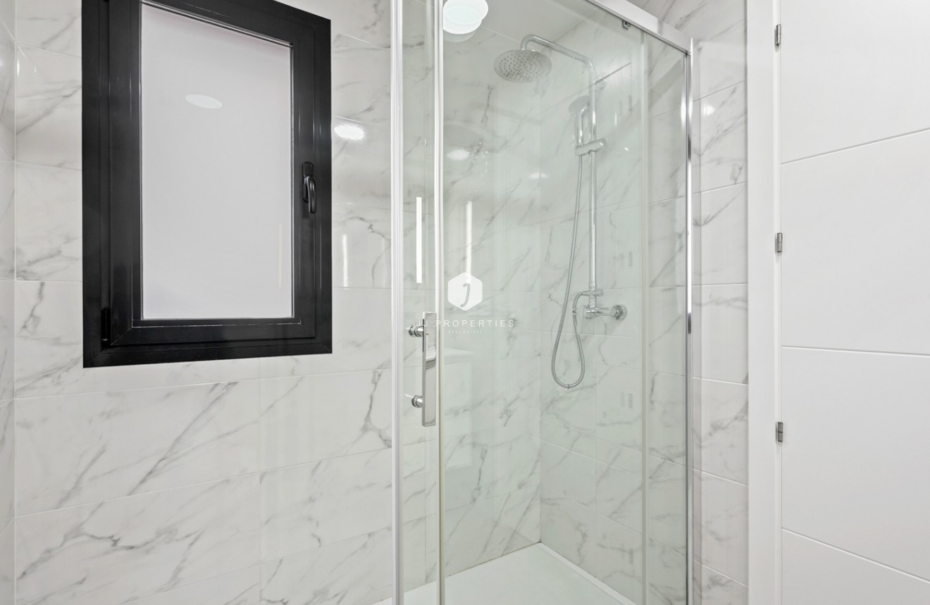 Aus zweiter Hand - Wohnung -
Orihuela Costa - Costa Blanca