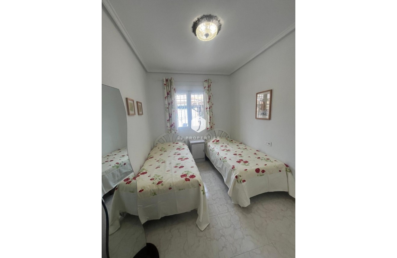 Resale - Chalet -
Ciudad Quesada - Costa Blanca