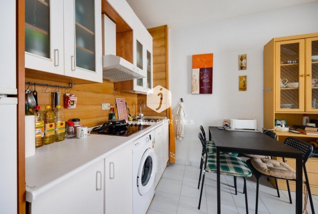 Aus zweiter Hand - Wohnung -
Torrevieja - Estacion de autobuses