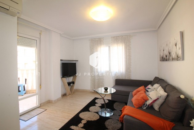 Resale - Apartment / flat -
Torrevieja - Centro