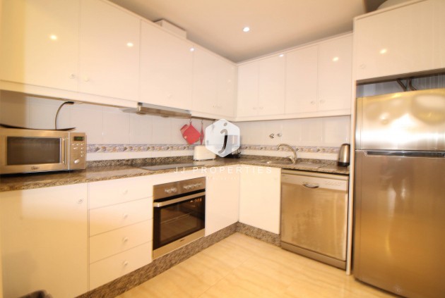 Resale - Apartment / flat -
Torrevieja - Centro
