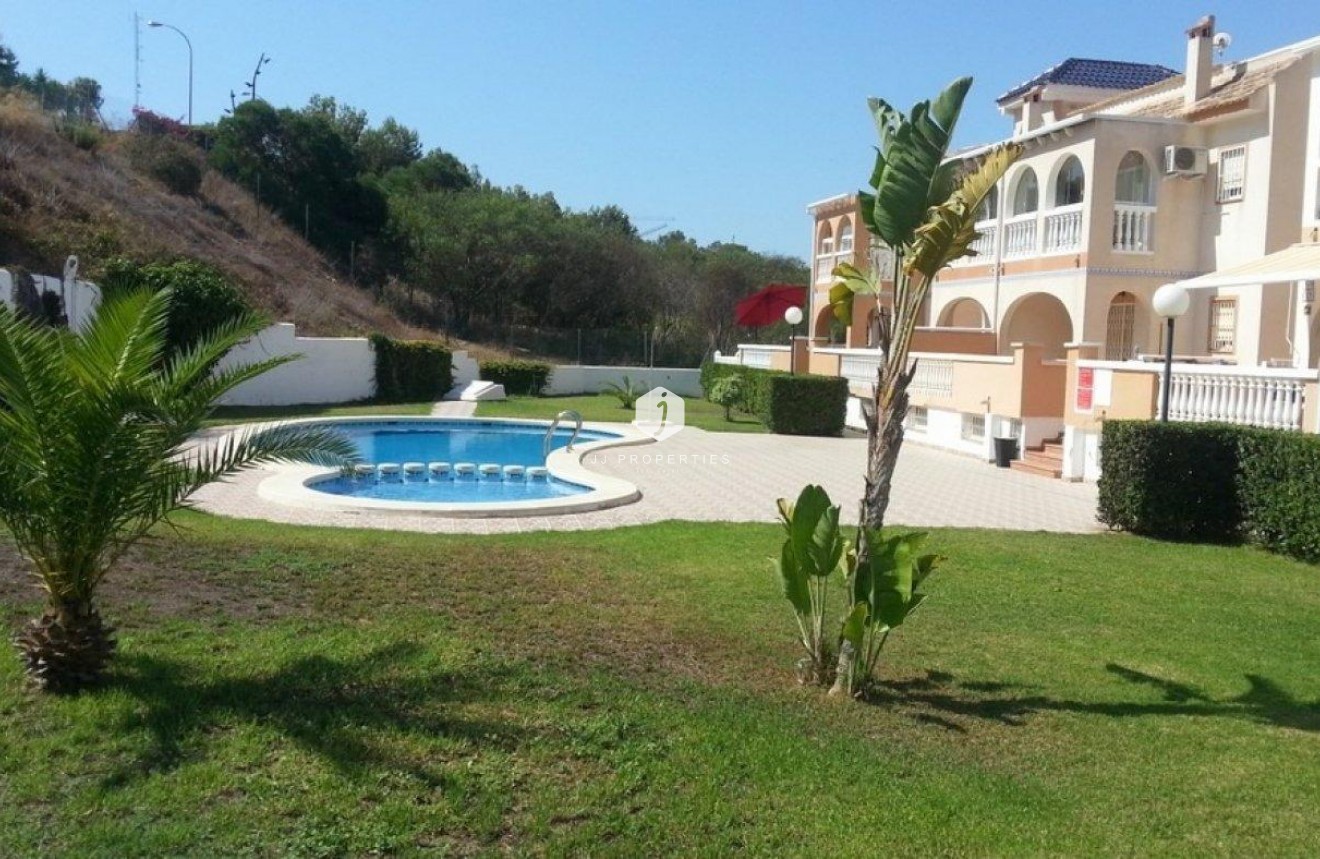 Tweedehands - Appartement / flat -
Torrevieja - La Mata