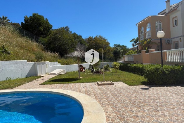 Tweedehands - Appartement / flat -
Torrevieja - La Mata