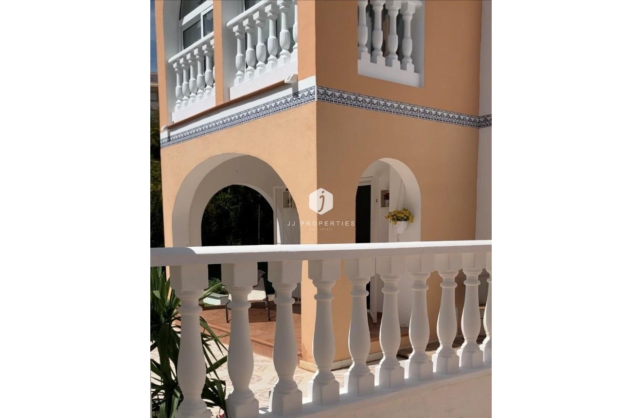 Tweedehands - Appartement / flat -
Torrevieja - La Mata