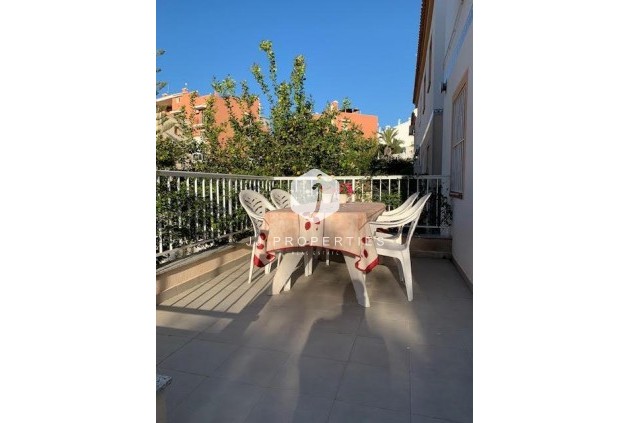 Tweedehands - Appartement / flat -
Torrevieja - La Mata