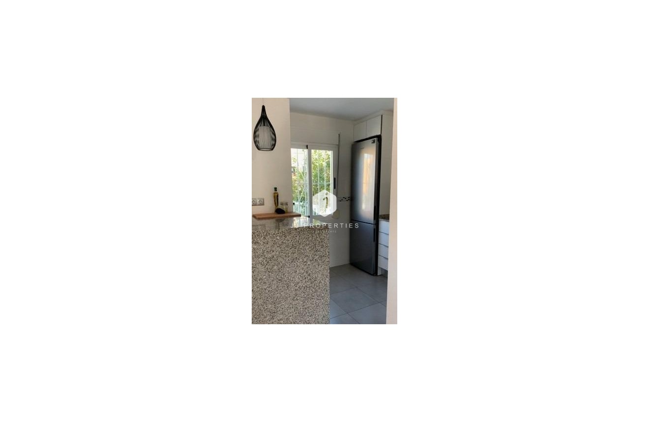 Tweedehands - Appartement / flat -
Torrevieja - La Mata