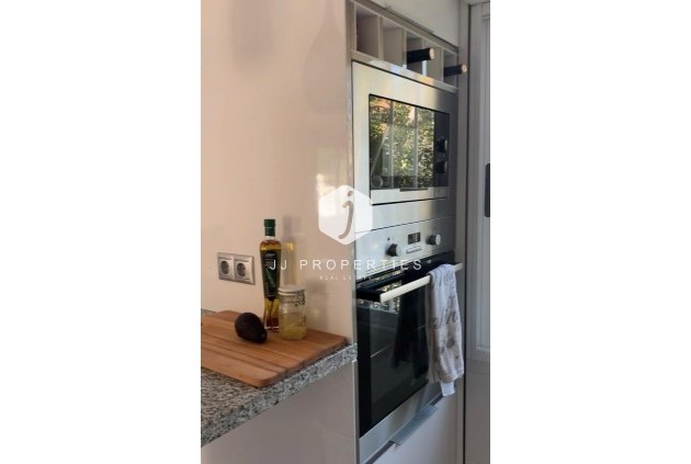 Tweedehands - Appartement / flat -
Torrevieja - La Mata
