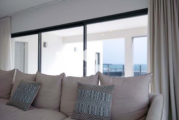 Resale - Villa -
Torrevieja - La Valeta