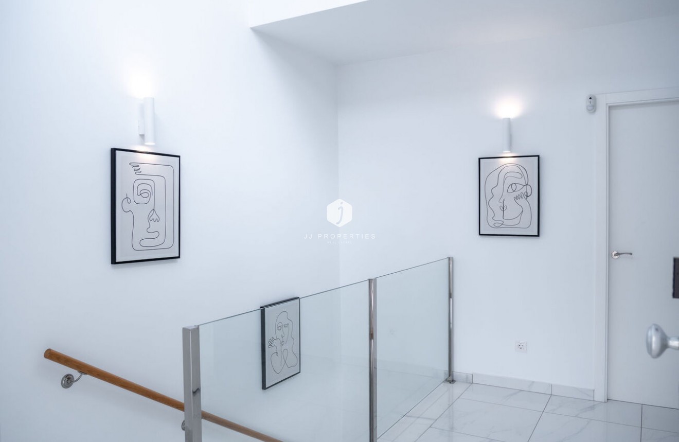 Resale - Villa -
Torrevieja - La Valeta