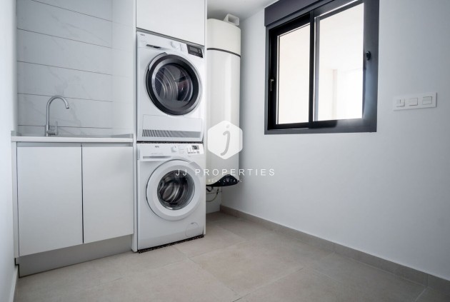 Resale - Villa -
Torrevieja - La Valeta