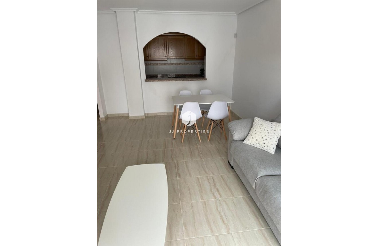 Aus zweiter Hand - Wohnung -
San Miguel de Salinas - Costa Blanca