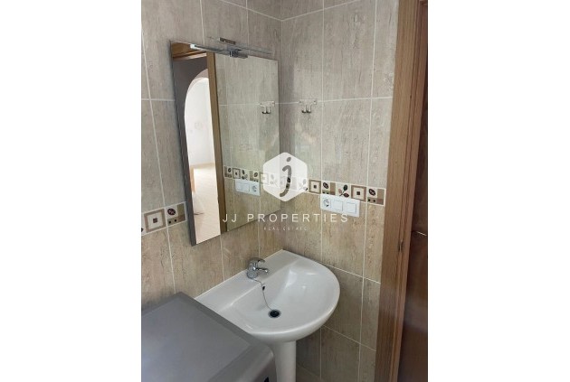 Aus zweiter Hand - Wohnung -
San Miguel de Salinas - Costa Blanca