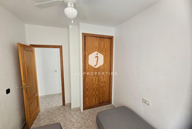 Aus zweiter Hand - Wohnung -
Orihuela Costa - Costa Blanca