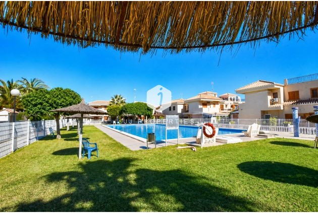 Aus zweiter Hand - Wohnung -
Orihuela Costa - Costa Blanca