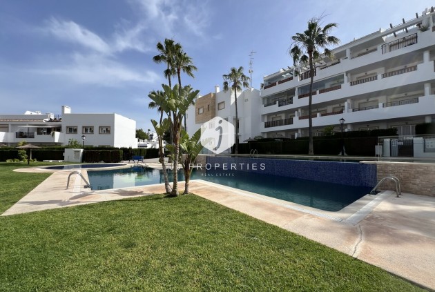 Resale - Apartment / flat -
Orihuela Costa - Villamartín