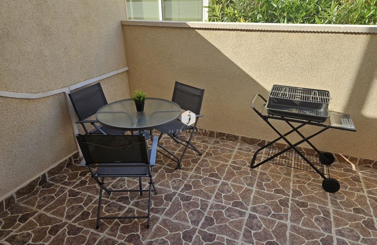 Aus zweiter Hand - Wohnung -
Orihuela Costa - La Zenia