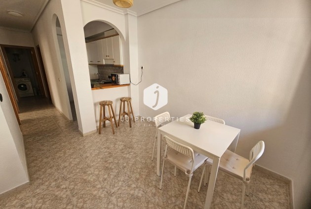 Aus zweiter Hand - Wohnung -
Orihuela Costa - La Zenia