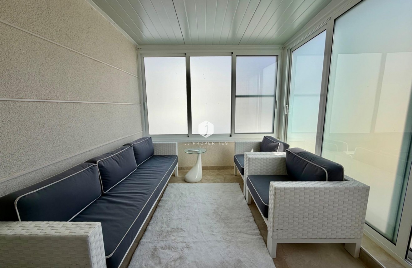 Resale - Chalet -
Orihuela Costa - La Zenia