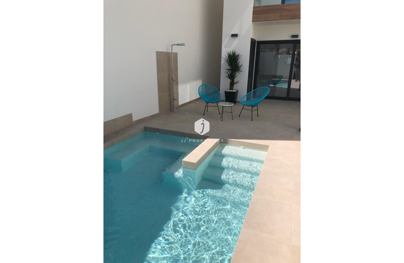 Resale - Villa -
Benijofar - Pueblo 4