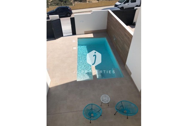 Resale - Villa -
Benijofar - Pueblo 4