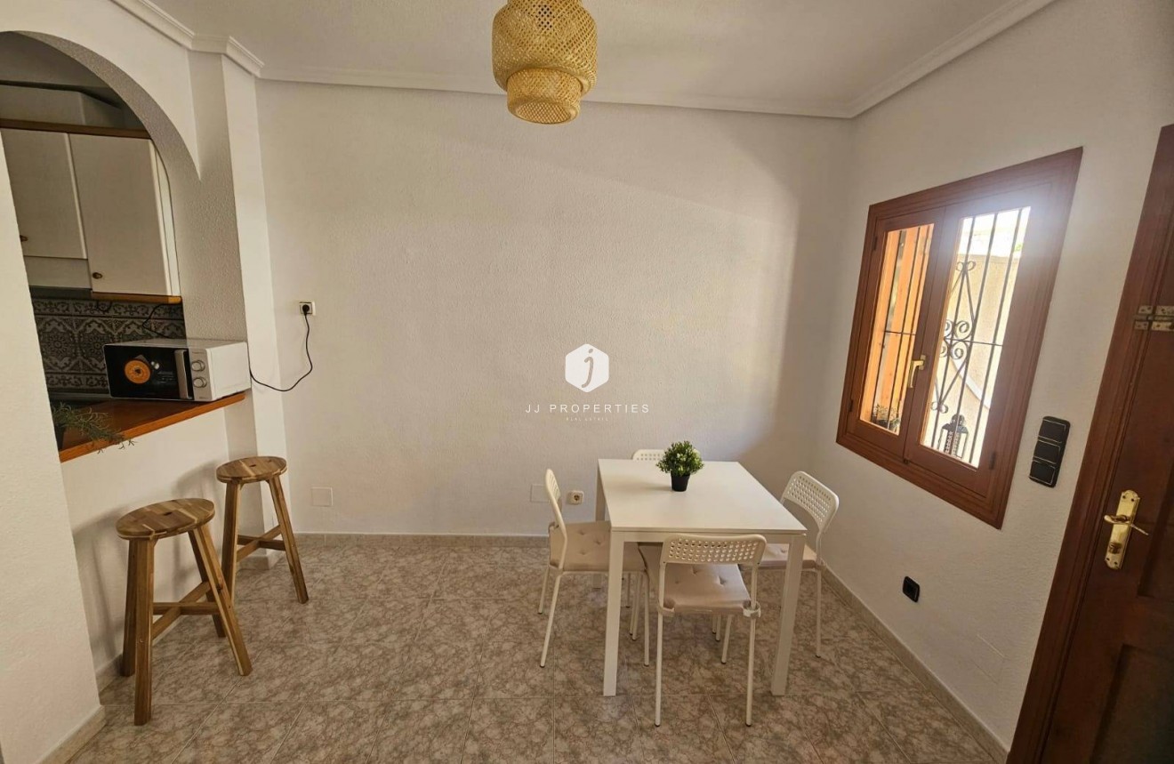 D'occasion - Bungalow -
Orihuela Costa - La Zenia