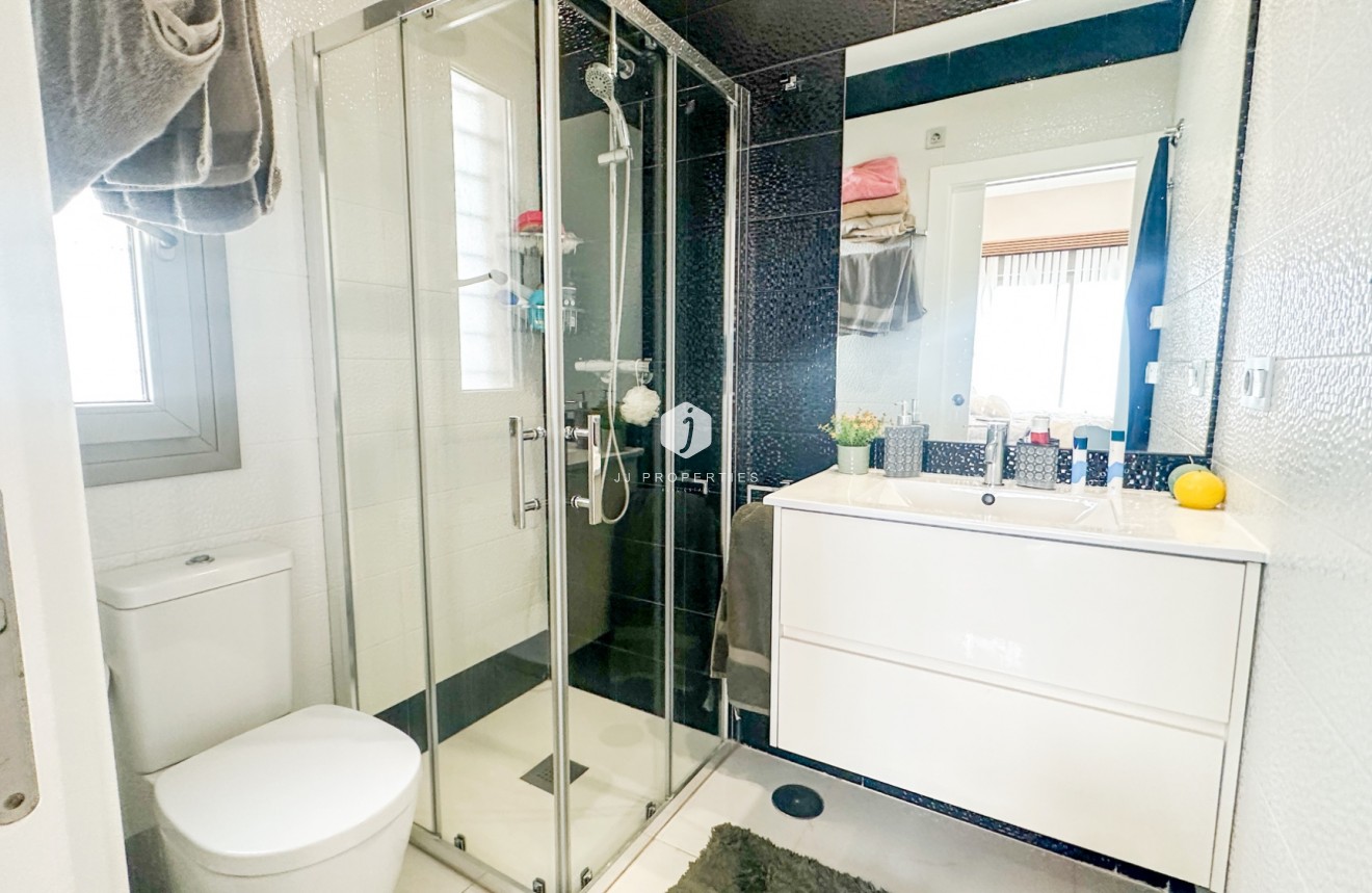 Resale - Villa -
Orihuela Costa - Costa Blanca