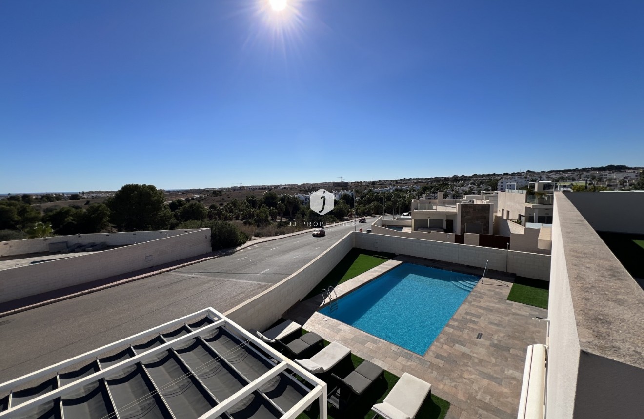 Resale - Villa -
Orihuela Costa - Costa Blanca
