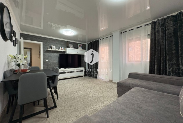 D'occasion - Appartement -
Torrevieja - Costa Blanca