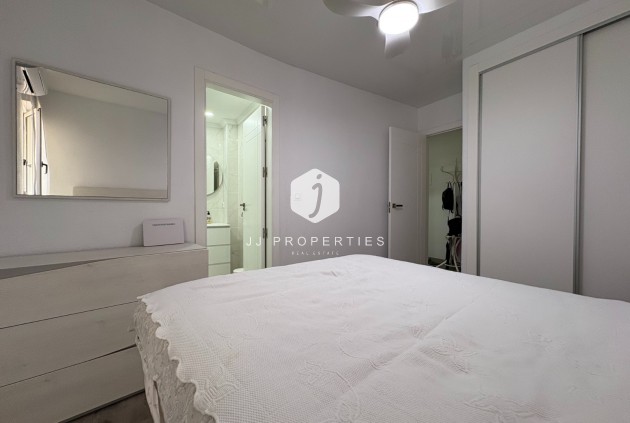 D'occasion - Appartement -
Torrevieja - Costa Blanca