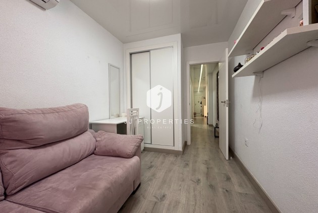 D'occasion - Appartement -
Torrevieja - Costa Blanca