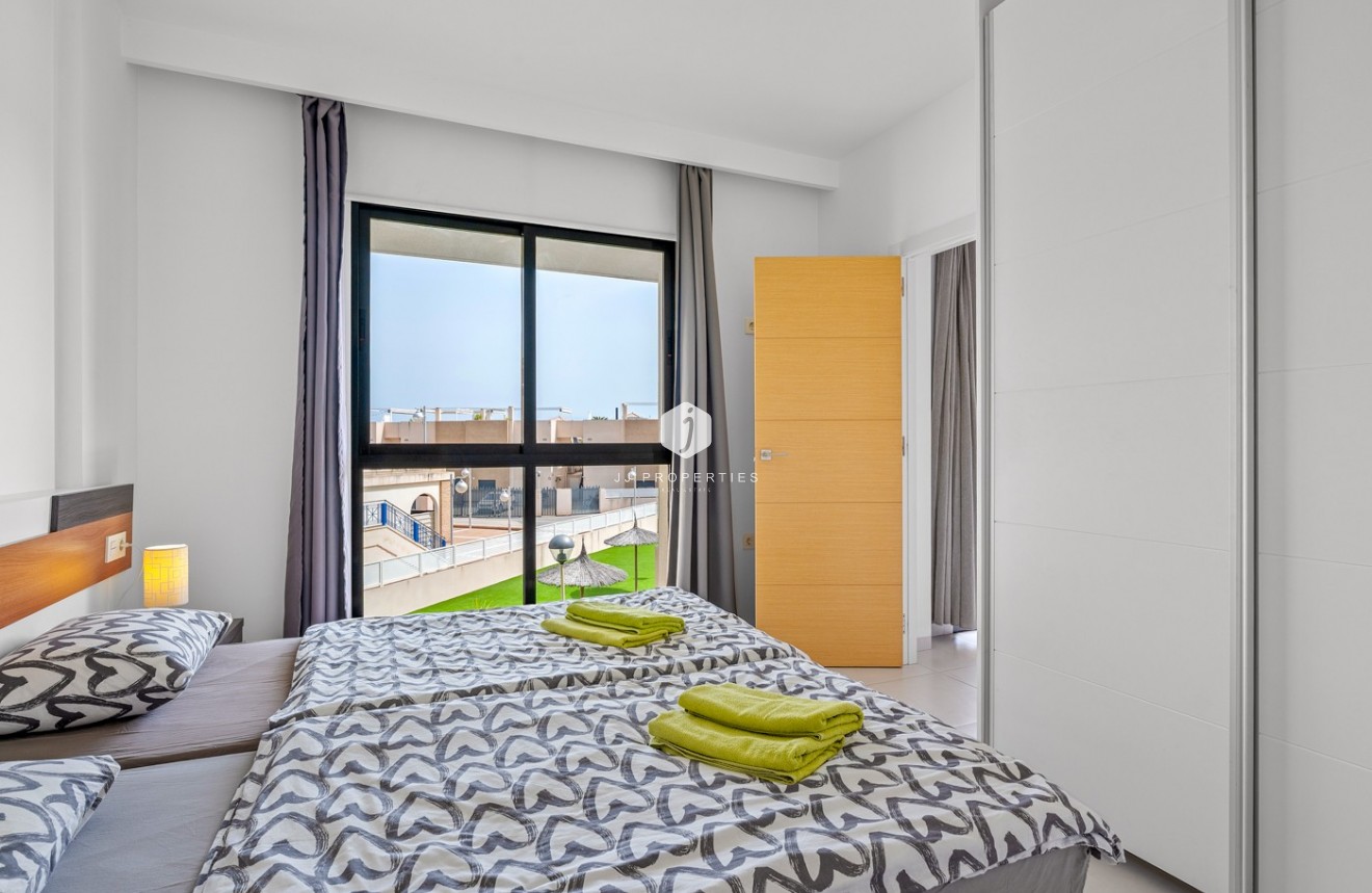 Aus zweiter Hand - Wohnung -
Orihuela Costa - Costa Blanca