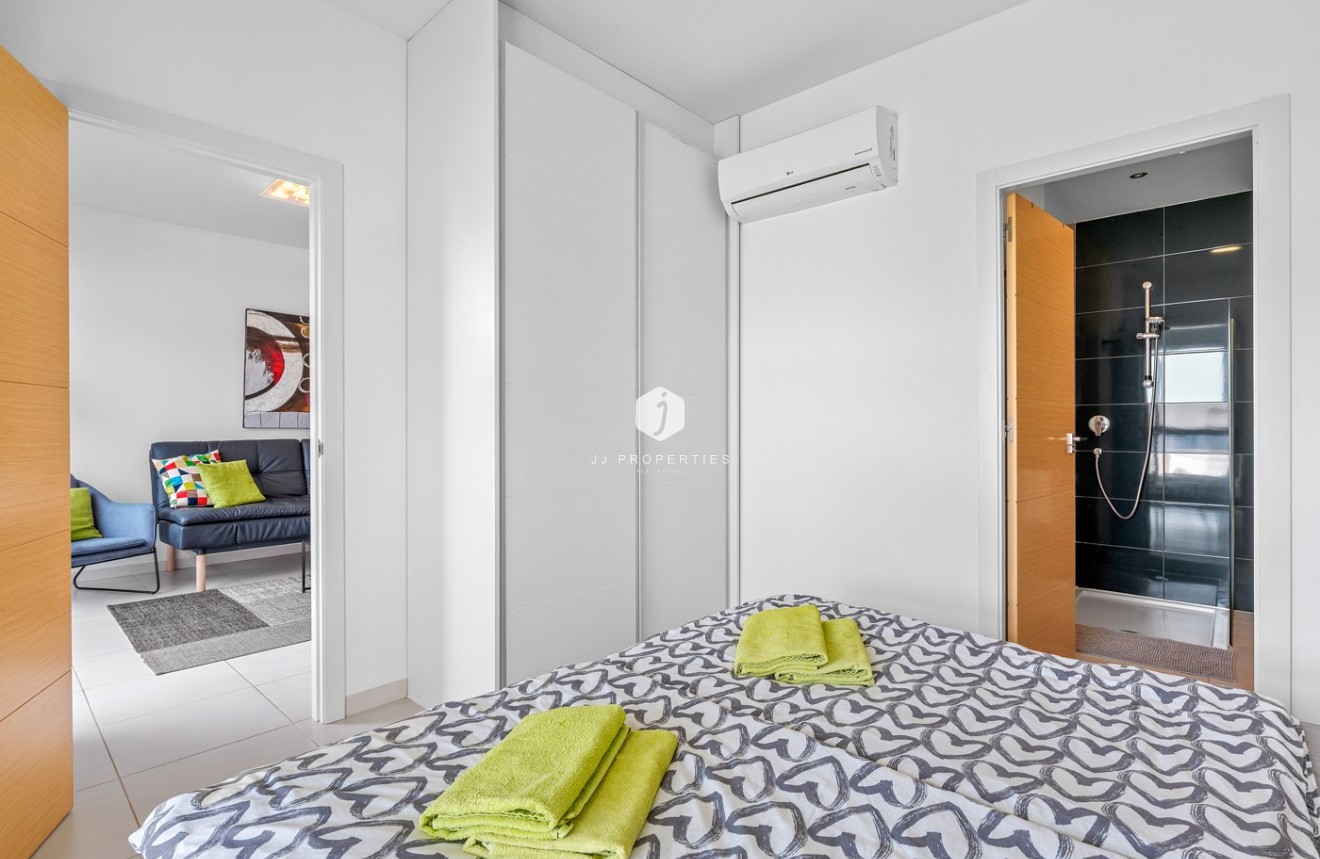 Aus zweiter Hand - Wohnung -
Orihuela Costa - Costa Blanca