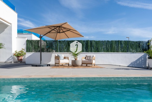 Resale - Villa -
Bigastro - D6