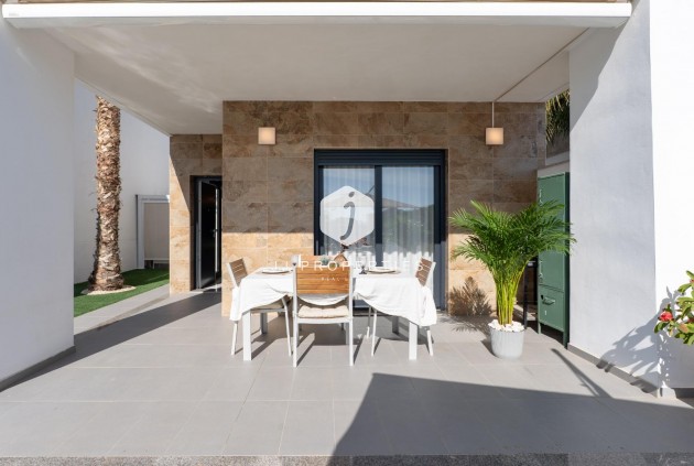 Resale - Villa -
Bigastro - D6