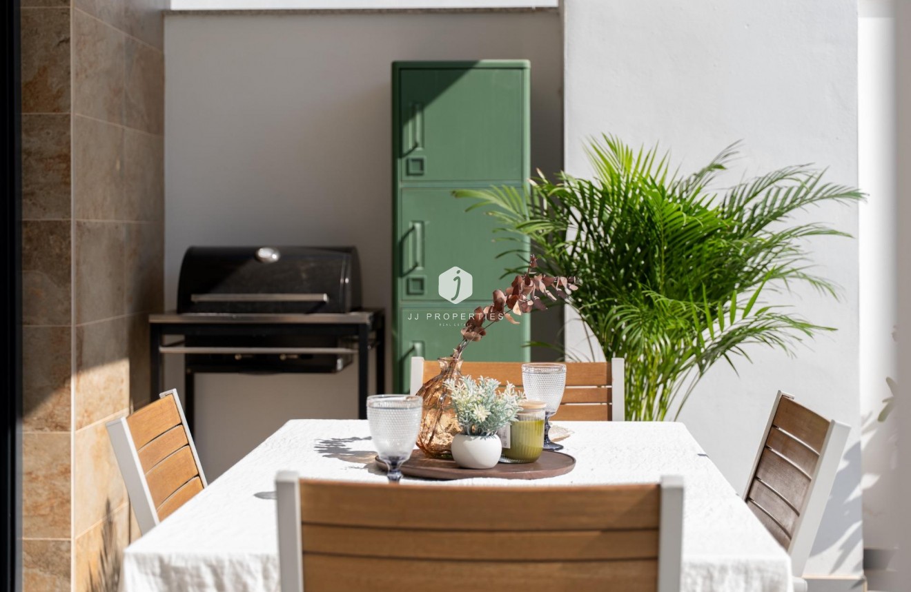 Resale - Villa -
Bigastro - D6