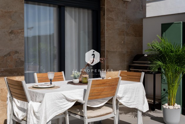 Resale - Villa -
Bigastro - D6