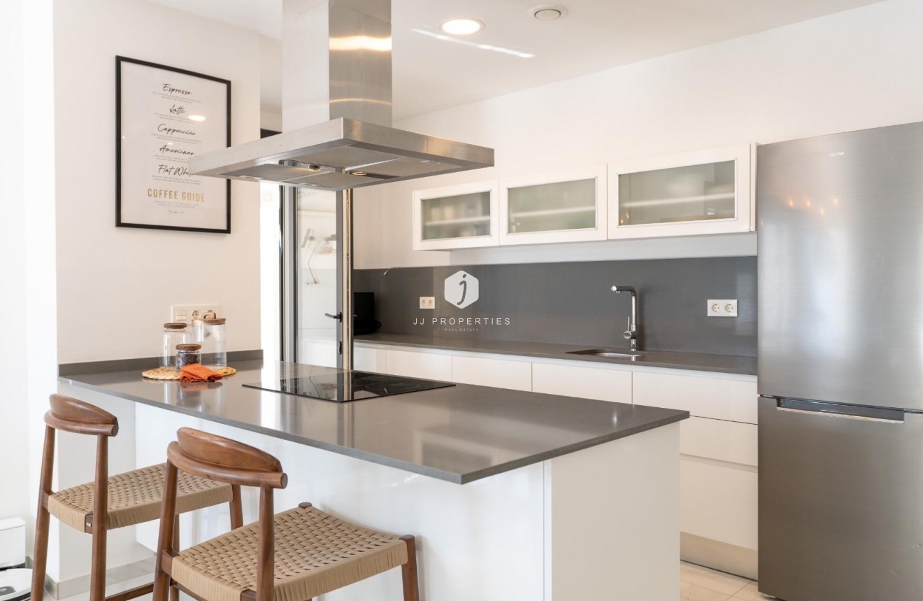 Resale - Villa -
Bigastro - D6