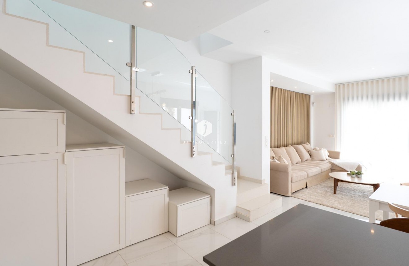 Resale - Villa -
Bigastro - D6