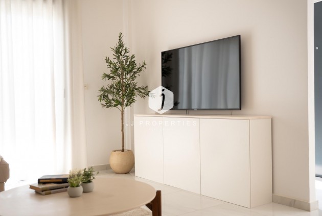 Resale - Villa -
Bigastro - D6