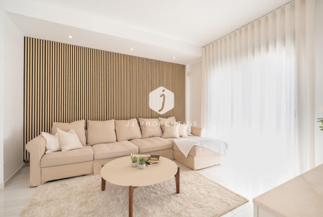 Resale - Villa -
Bigastro - D6