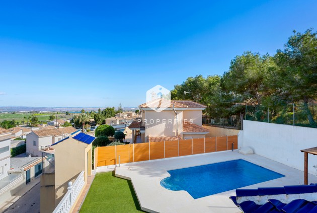 Resale - Villa -
Ciudad De Las Comunicaciones - Costa Blanca